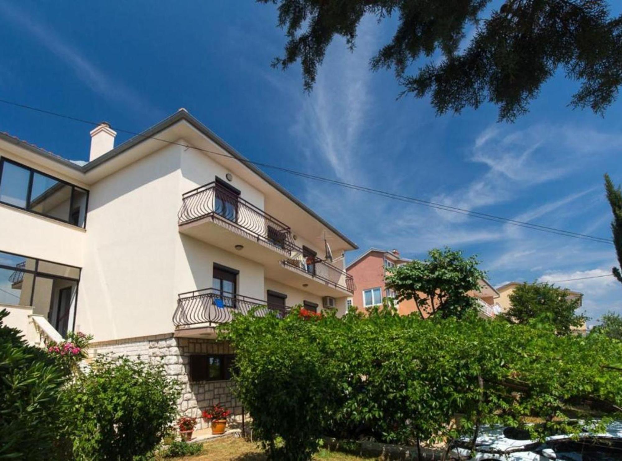 Apartments Marko Нови-Винодолски Экстерьер фото